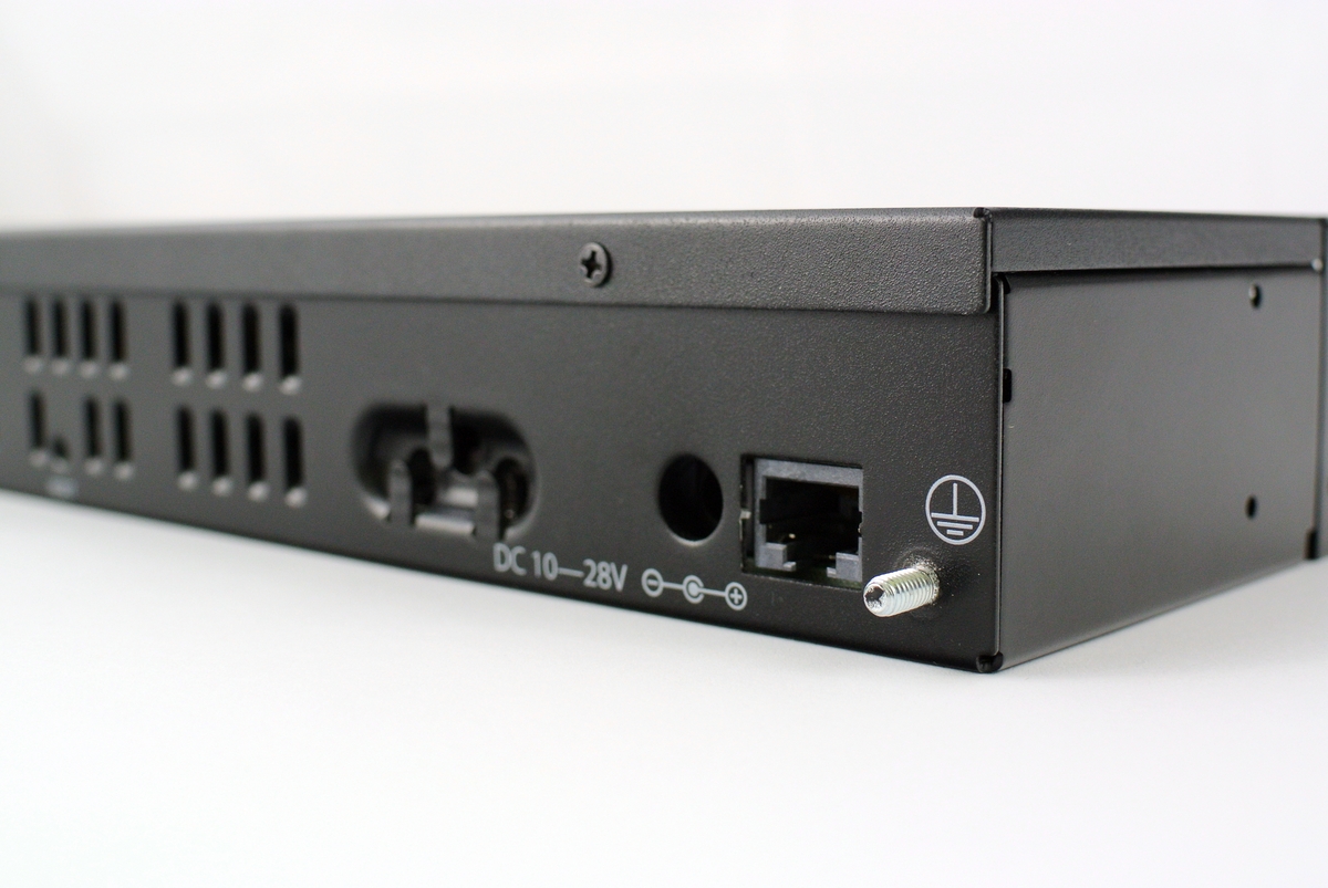 RJ-45 консольный порт