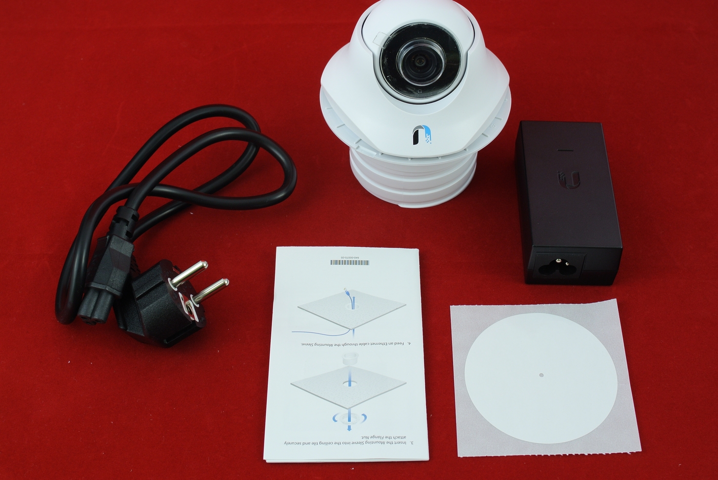 UniFi Video Camera Dome комплектация 