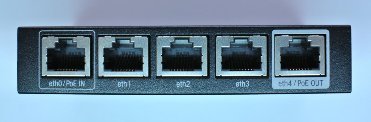 EdgeRouter X (ER-X) вид на порты 