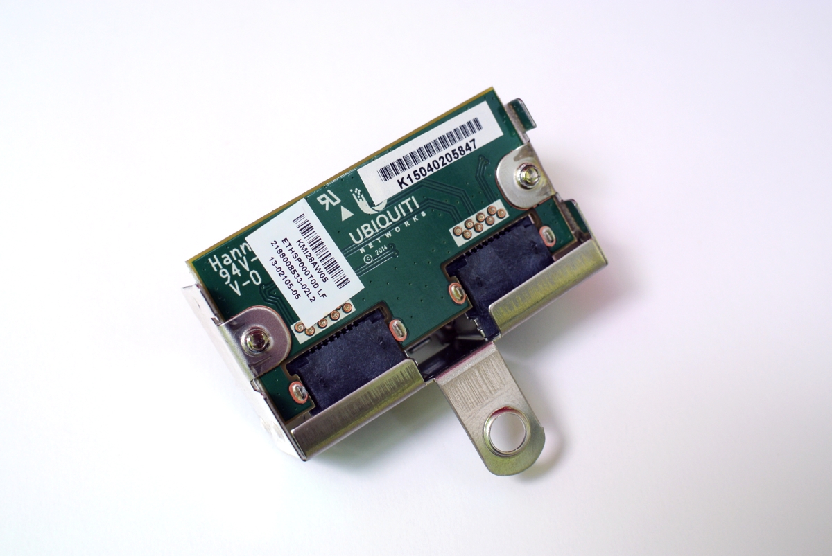 Ethernet Surge Protector вид внутри 