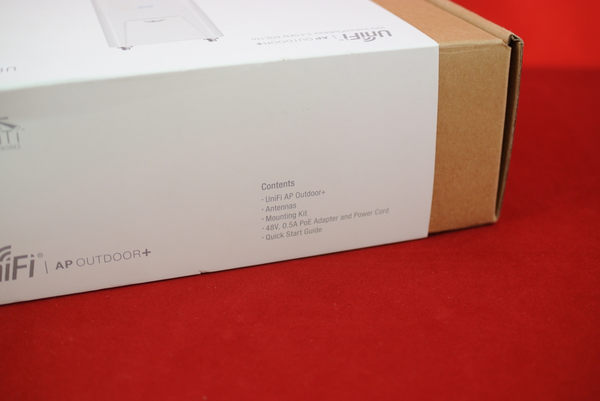 UniFi   UAP-Outdoor+ в коробке
