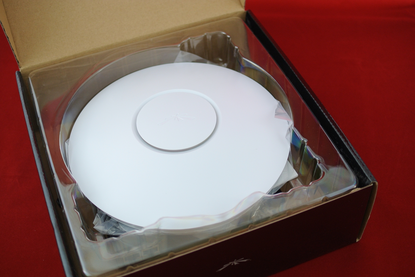 UniFi AP открытая коробка 