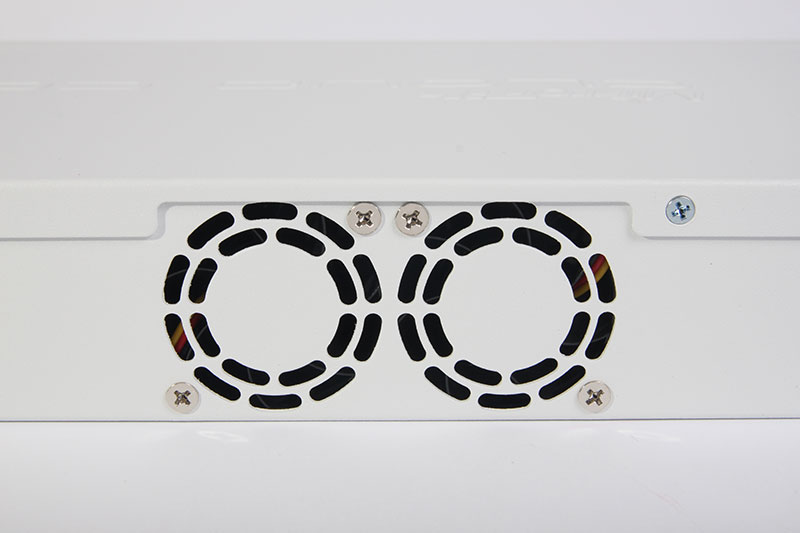 Mikrotik CCR1036-12G-4S вентилятори Mikrotik CCR1036-12G-4S вентиляторы