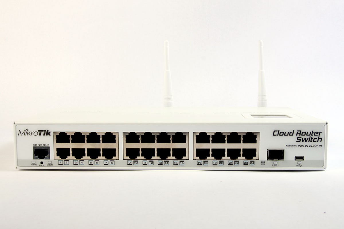 Порти Mikrotik CRS125-24G-1S-2HnD-IN Порты Mikrotik CRS125-24G-1S-2HnD-IN