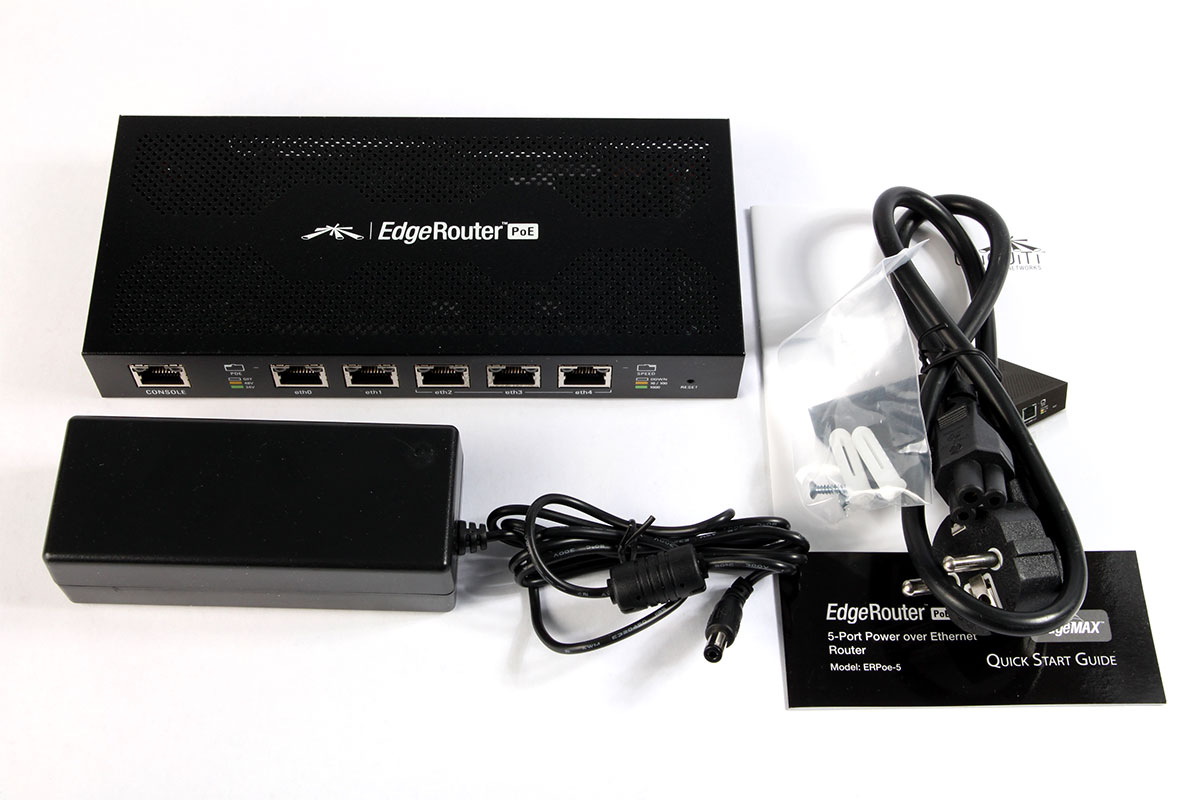 Комплект постачання Edge Router PoE Комплект поставки Edge Router PoE