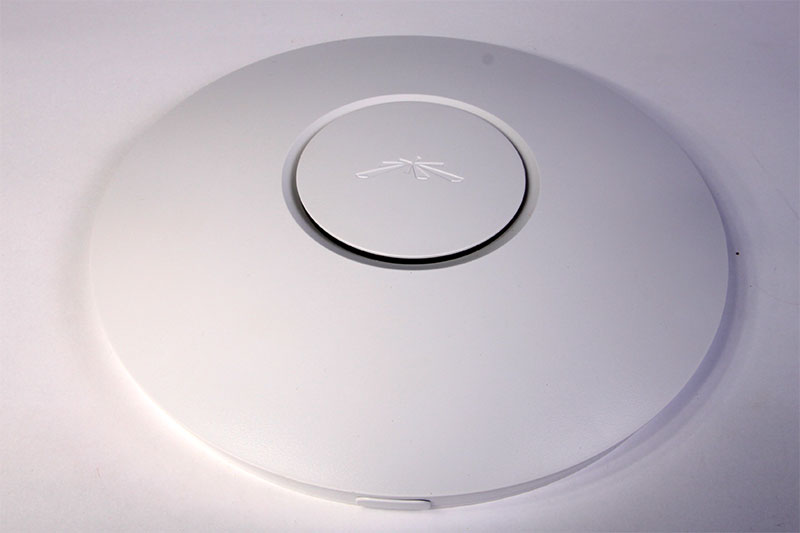 Ubiquiti UniFi Pro зовнішній вигляд Ubiquiti UniFi Pro внешний вид