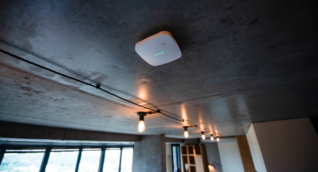 FP_W-1x.jpg FP_W-1x.jpg