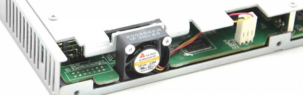 Zyxel_xgs1250-12_05.jpg Zyxel_xgs1250-12_05.jpg