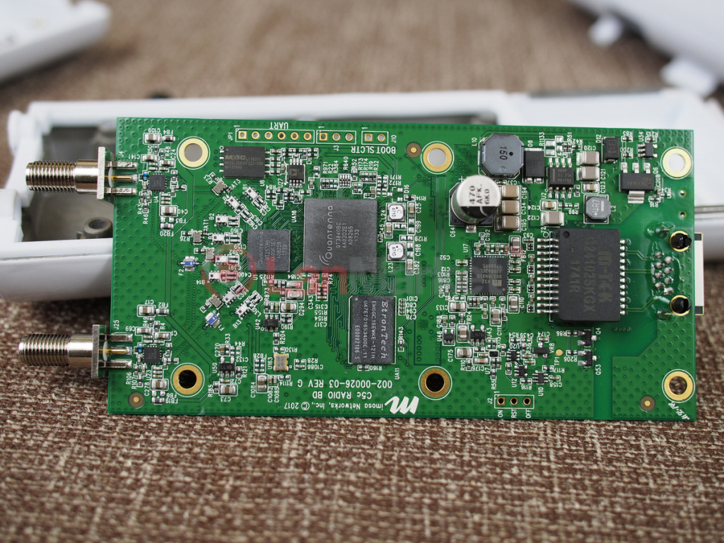 section1_mimosa_c5c_pic15_hardware.jpg section1_mimosa_c5c_pic15_hardware.jpg