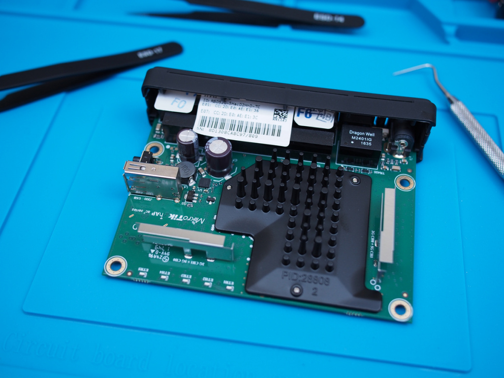 hap_ac2_RBD52G-5HacD2HnD-TC_pic11_passive_cooling.JPG