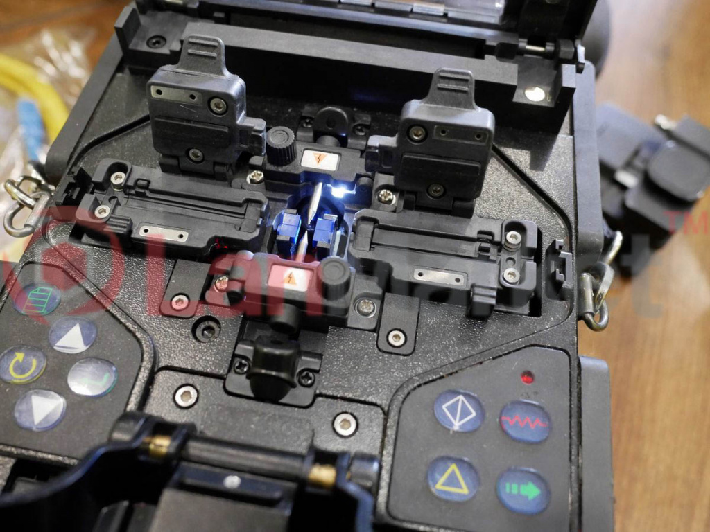 7_fiber_dvp740_pic6.jpg 7_fiber_dvp740_pic6.jpg