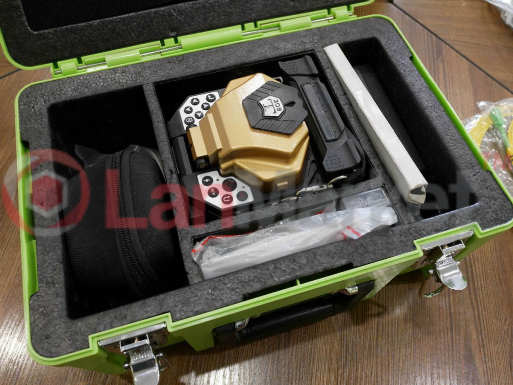 10_skycom_t-308x_pic2.jpg 10_skycom_t-308x_pic2.jpg