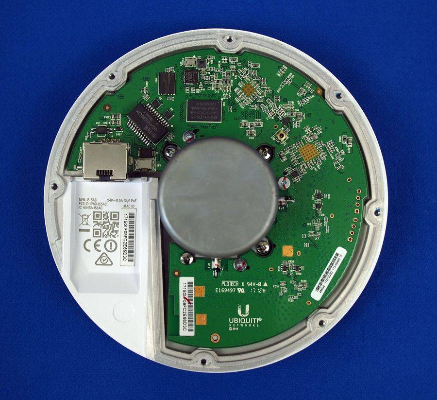 Обзор IsoStation 5AC