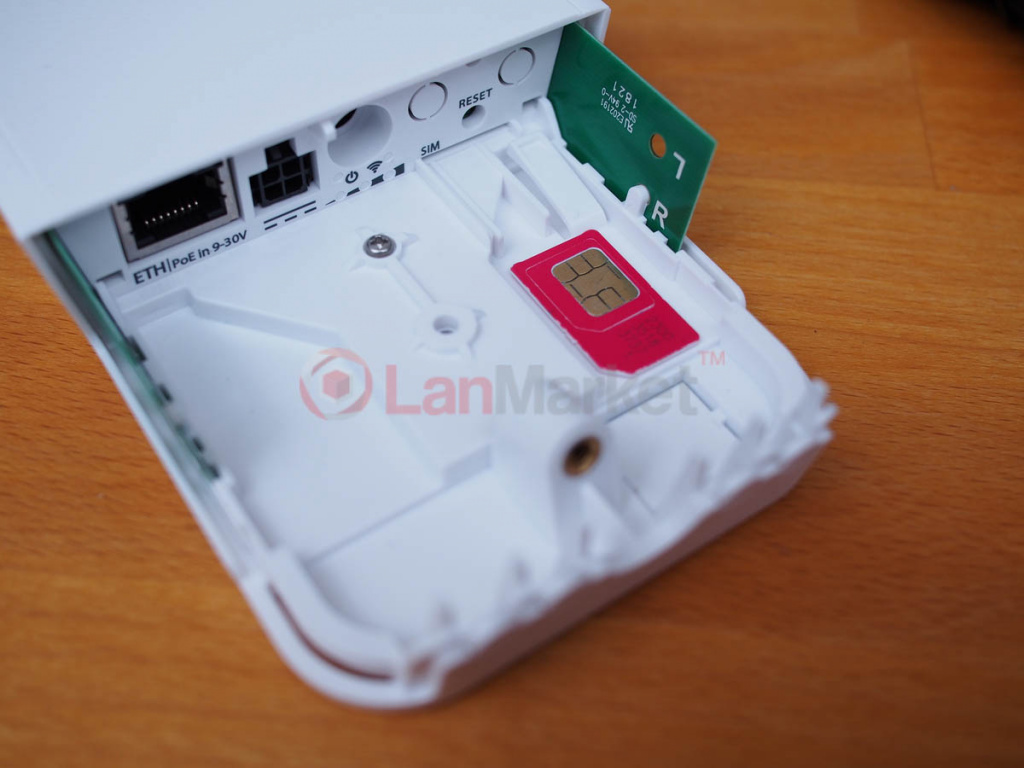 section1_wap_lte_kit_review_pic16_sim_inserting.jpg section1_wap_lte_kit_review_pic16_sim_inserting.jpg