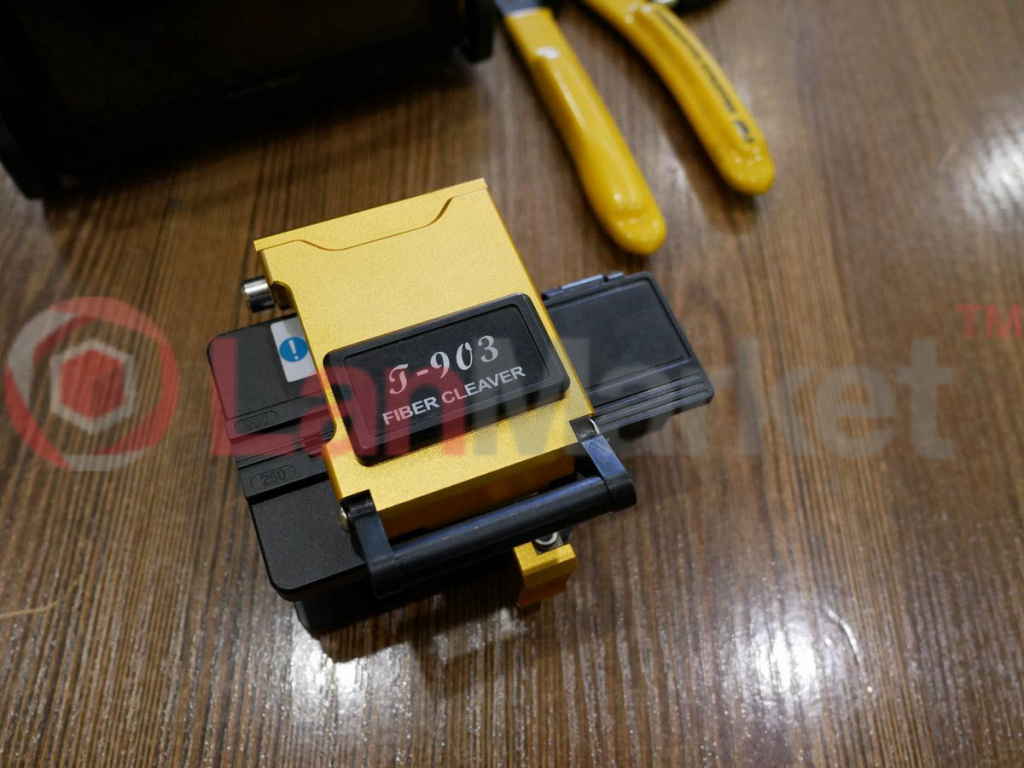 20_skycom_t-308x_pic12.jpg 20_skycom_t-308x_pic12.jpg