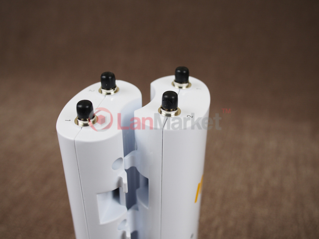 section1_mimosa_c5c_pic9_connectorized.jpg section1_mimosa_c5c_pic9_connectorized.jpg