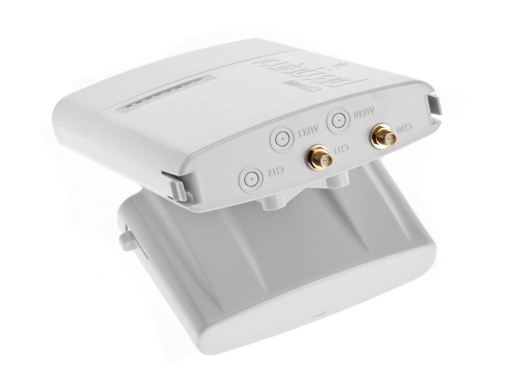 section3_pic5_mikrotik_basebox.jpg section3_pic5_mikrotik_basebox.jpg