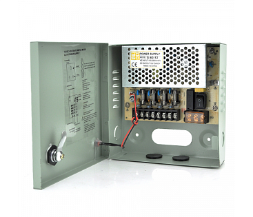 Импульсный блок питания 12V-5A/4CH в боксе с замком