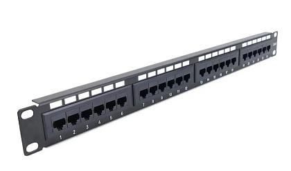 Патч-панель 24 порта UTP кат 5Е 19"