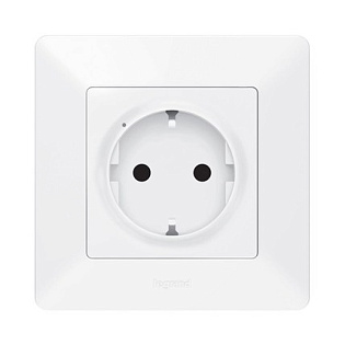 Умная розетка 2К + З (Valena Life with NETATMO), 16А 230В, белый
