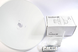 Огляд бездротової точки доступу Ubiquiti NanoBeam M5 NBE-M5-400 